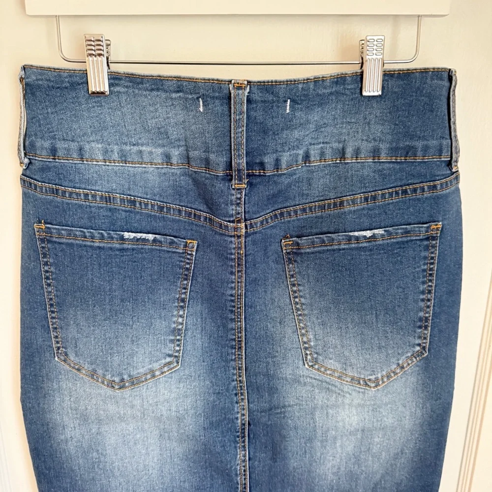 It Tatiana Blue Denim Pencil Skirt - Picture 7 of 9